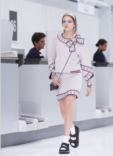 希少 CHANEL 2016年 春夏ポルタポルテ コレクション着スカート