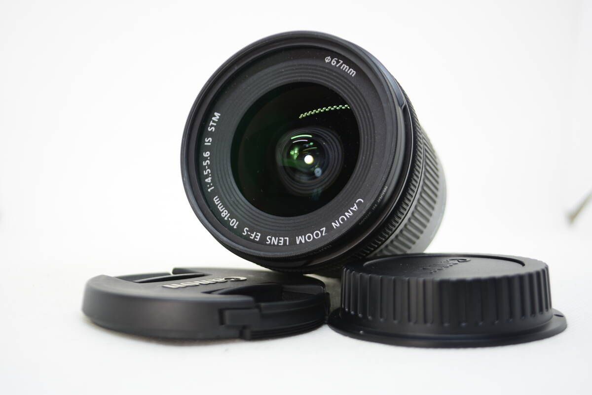 中古】【外観特上級】Canon 超広角ズームレンズ EF-S10-18mm F4.5-5.6 IS
