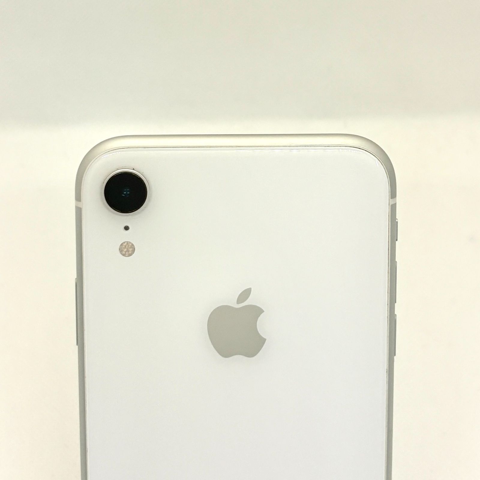 iPhone XR White 64GB SIMフリー iPhone XR White 64 GB SIMフリー
