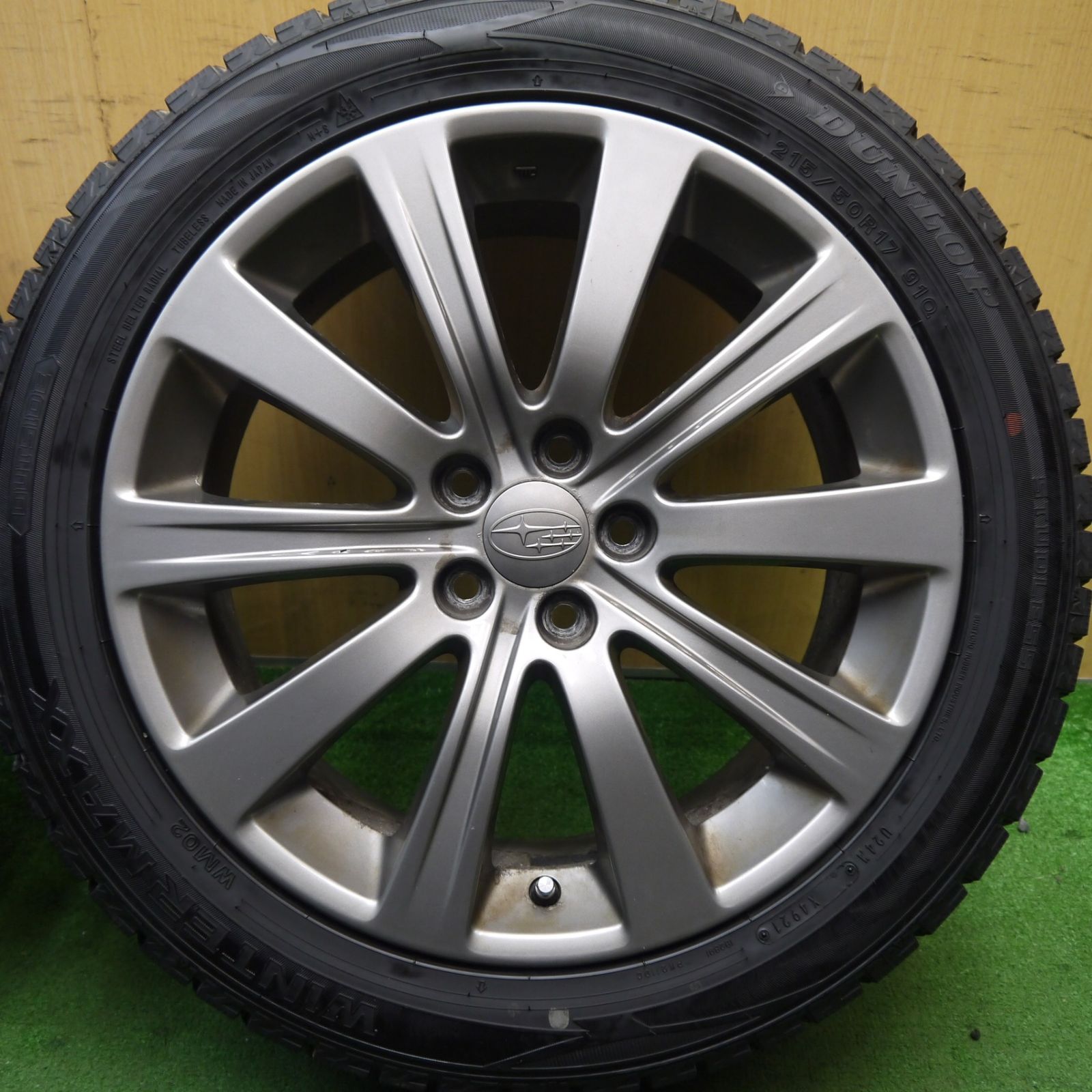 バリ溝！21年！9.5分☆スバル レガシィ 純正 215/50R17 スタッドレス 