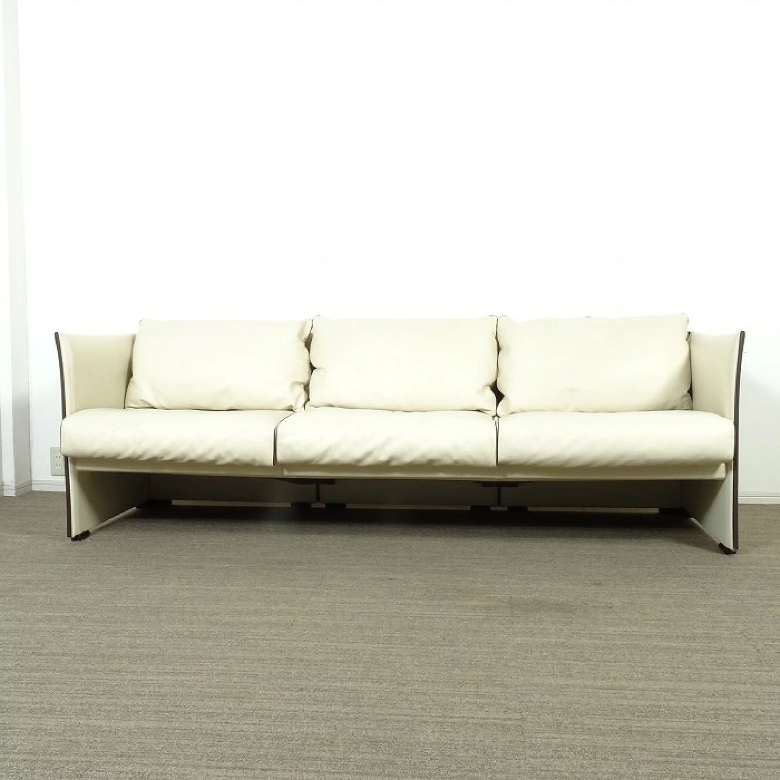 Cassina カッシーナ 403 TILBURY ソファ（3 Cassina（カッシーナ）403-3P TILBURYティルブリー ソファ 3人掛