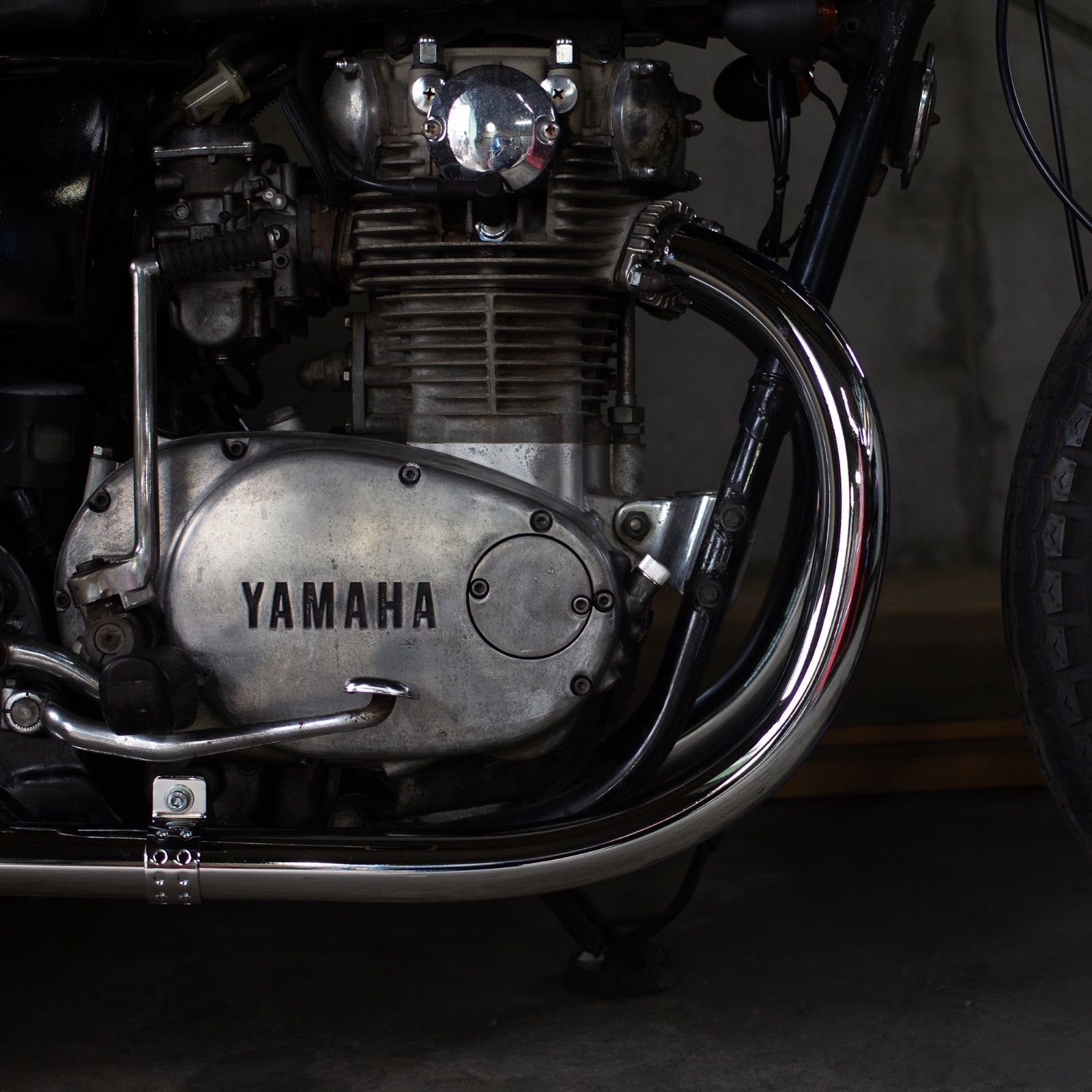 XS650用 オールドスタイル手曲げマフラー Type1 クローム MOTOR ROCK