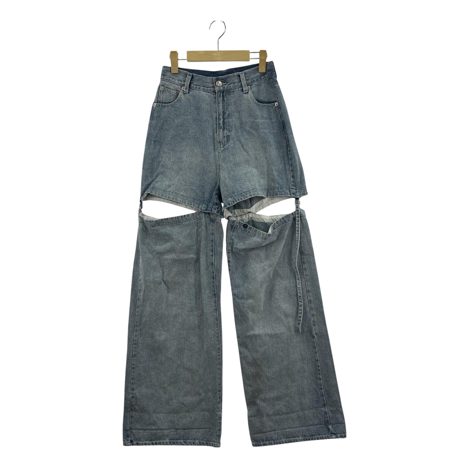 Chico チコデニムパンツ size1/ライトブルー - メルカリ