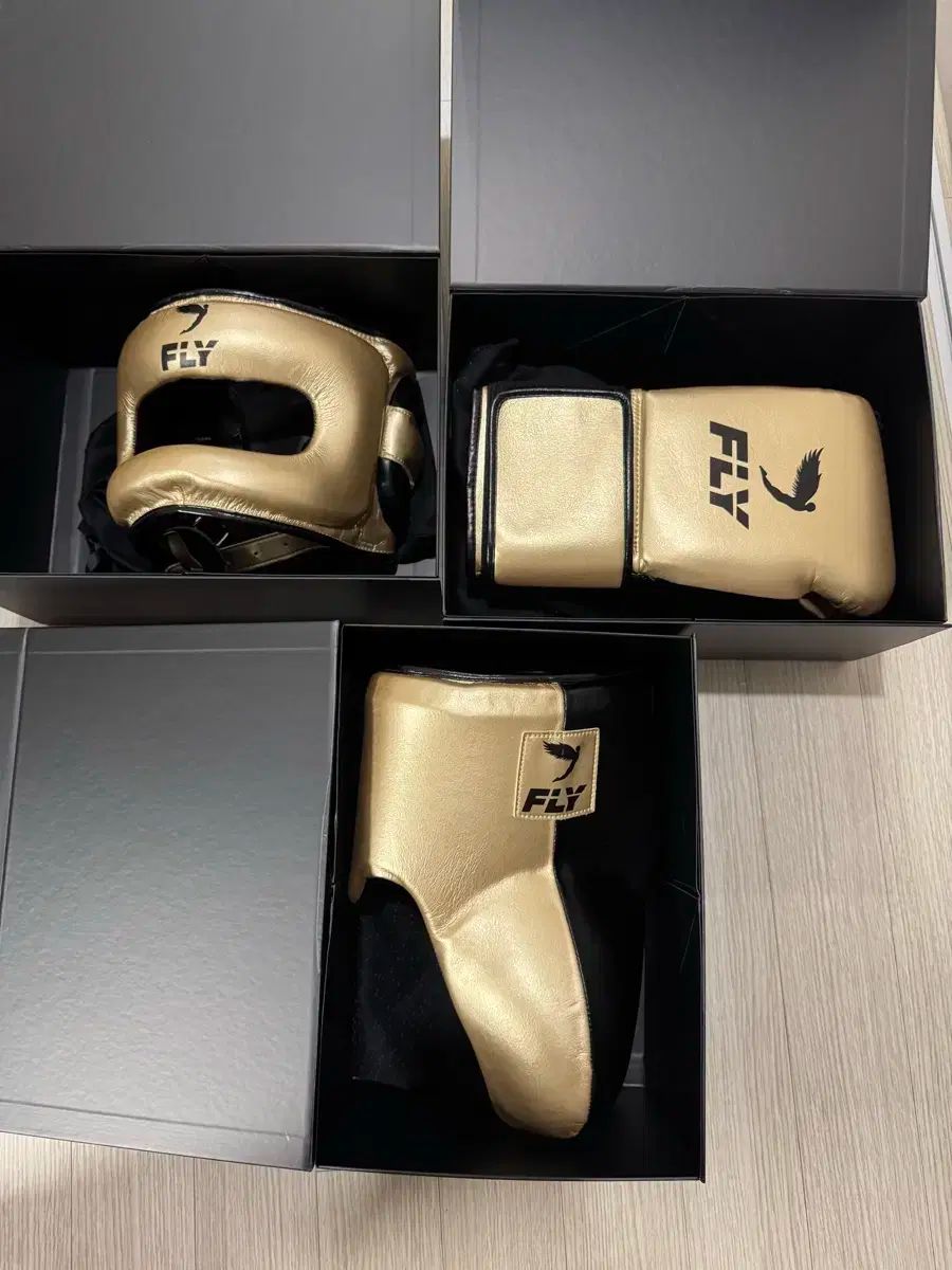 中古D-101鏡面ダンベルスチール製 2個セット 10kg×2 中古D-101鏡面ダンベルスチール製 2個セット 10kg×2 仕掛ける