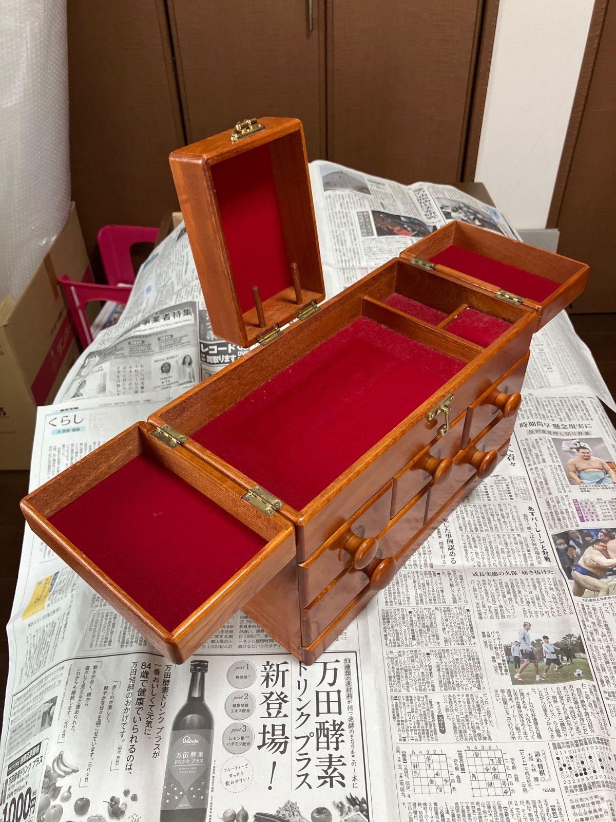 昭和レトロ木製家具 昭和レトロ 木製 裁縫箱 ソーイングボックス 引き出し付き 赤フェルト