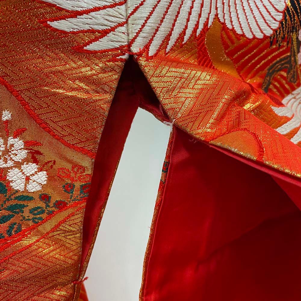 色打掛 正絹 鶴 刺繍 金 赤 打掛 Mサイズ 裄66 花嫁衣裳 婚礼