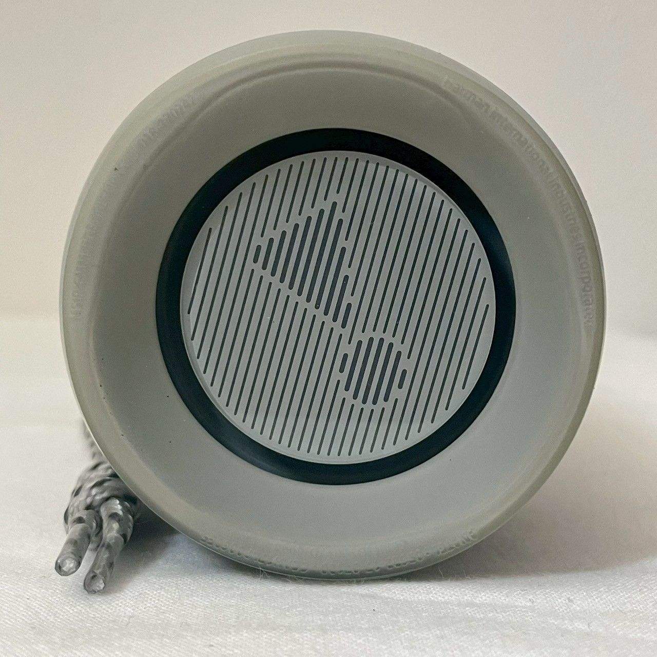 JBL Flip4 Bluetoothスピーカー　グレー Amazon.co.jp: JBL FLIP4 Bluetoothスピーカー IPX7防水