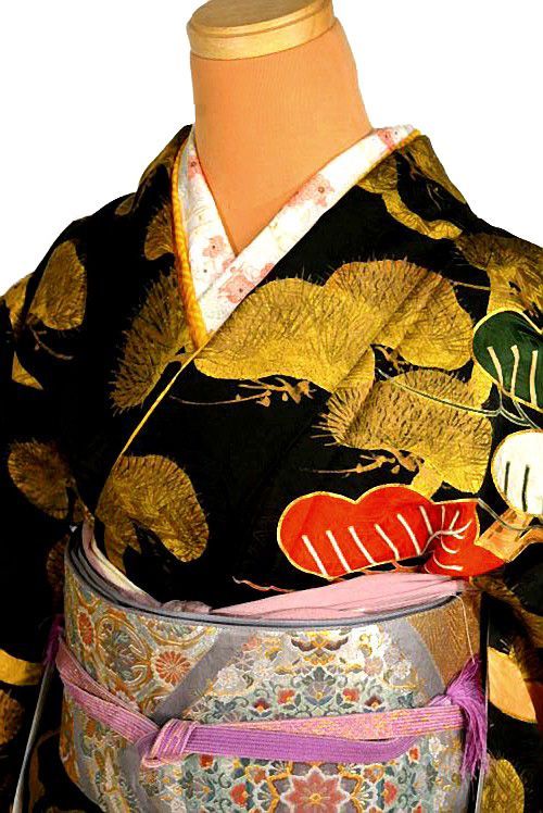 振袖 送料無料 最高峰 金彩 金駒シシュウ 松尽くし 1つ紋 クリーニング済 身丈163cm 裄丈68cm 正絹 成人式 T3651