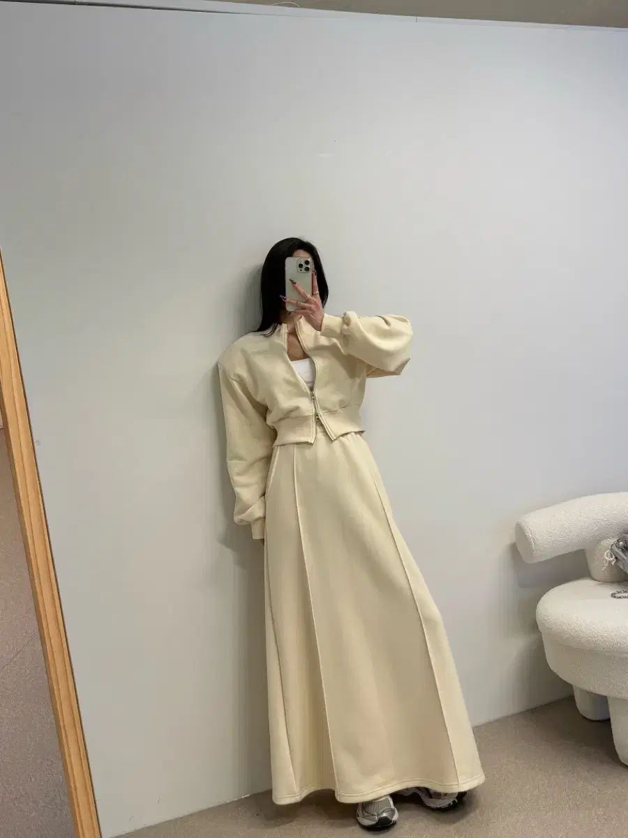 ラグジュアリー アンティークジェイ