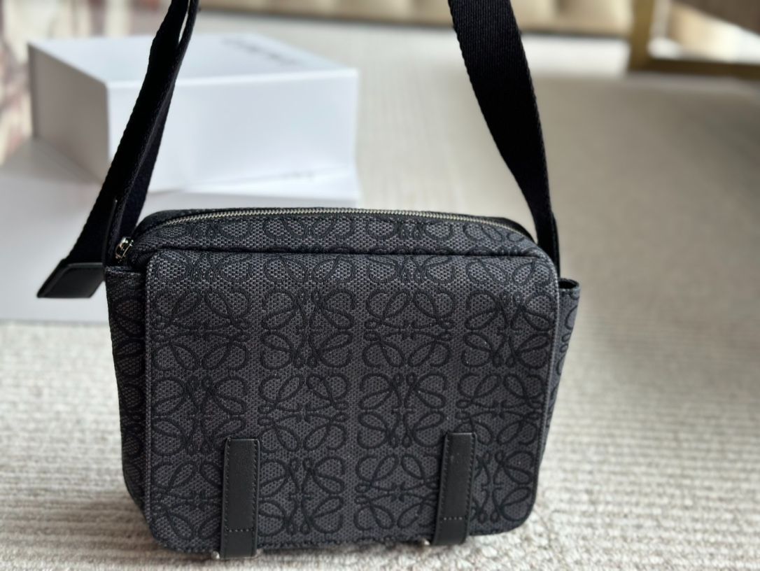 LOEWE|ロジェウィメンバッグ新型Militaryワイドショルダーストラッププリントカバー郵便配達バッグショルダーバッグショルダーバッグ-WTO輸入-WTO輸入1