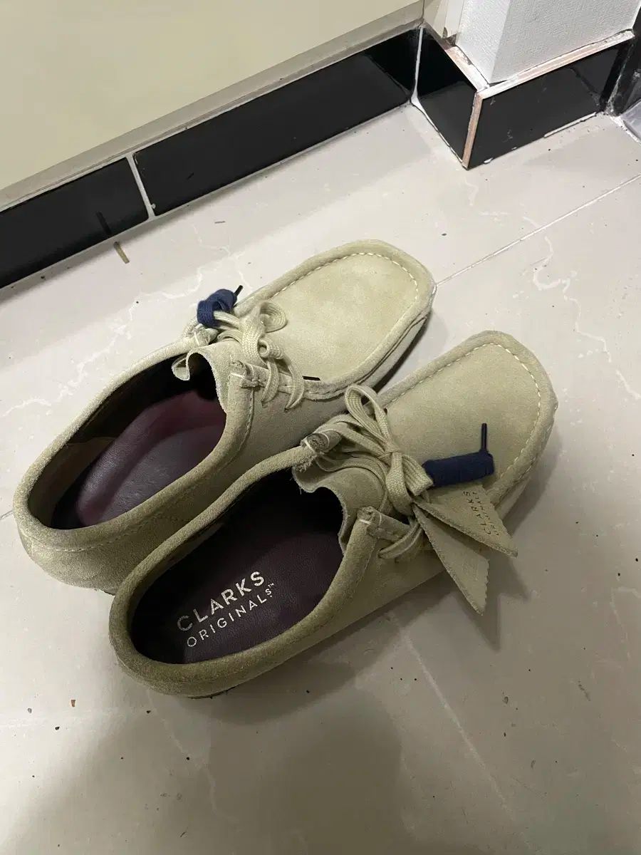 Clarks クラークス ワラビー 265