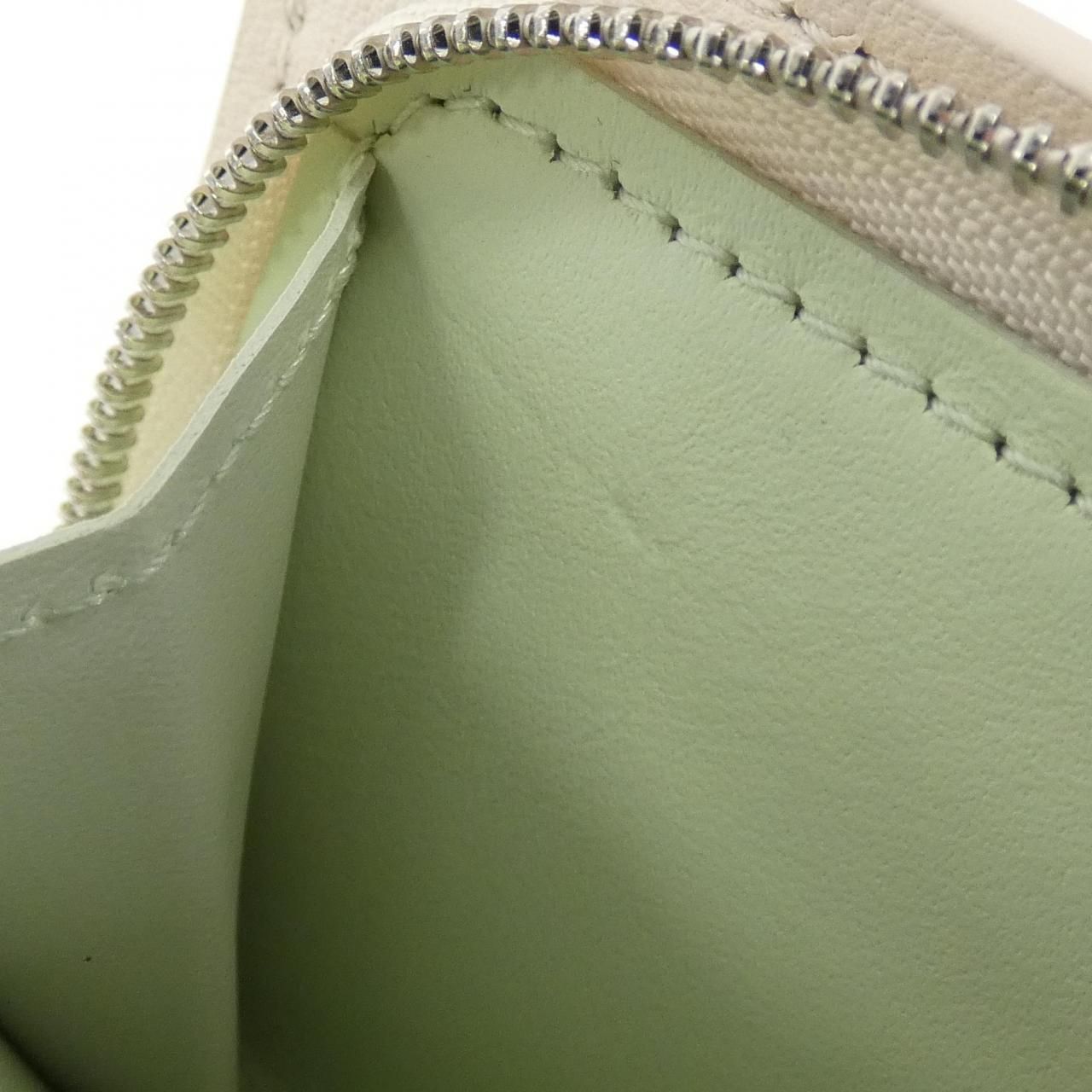 ルイヴィトン マヒナ(リバース) ポルトフォイユ クレア M83075 財布  