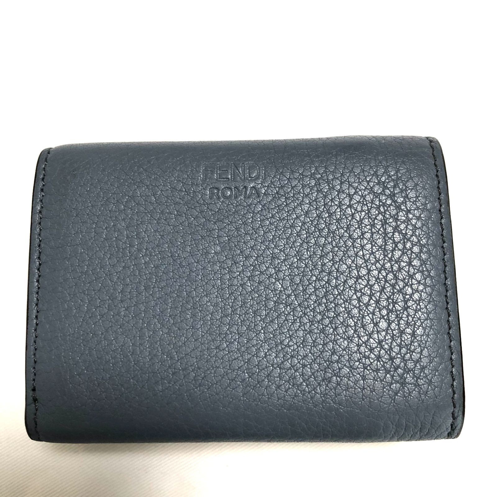 FENDI ピーカブー 三つ折り 財布 セレリア ブラック