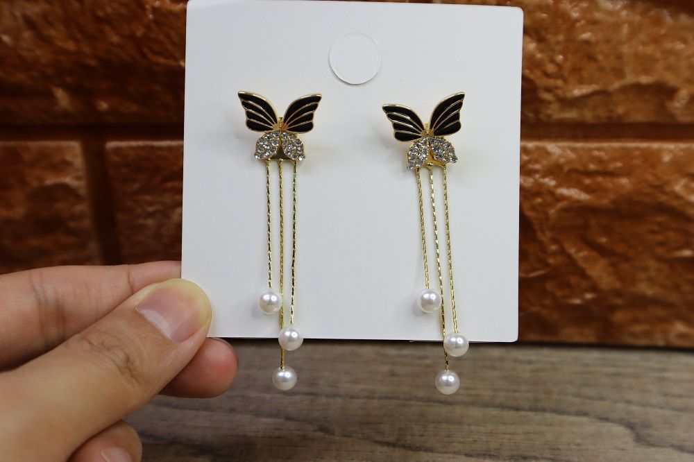 春 夏 可愛い 蝶々 綺麗 韓国風 耳飾り ピアス イヤリング フック 925銀針使用 メルカリShops