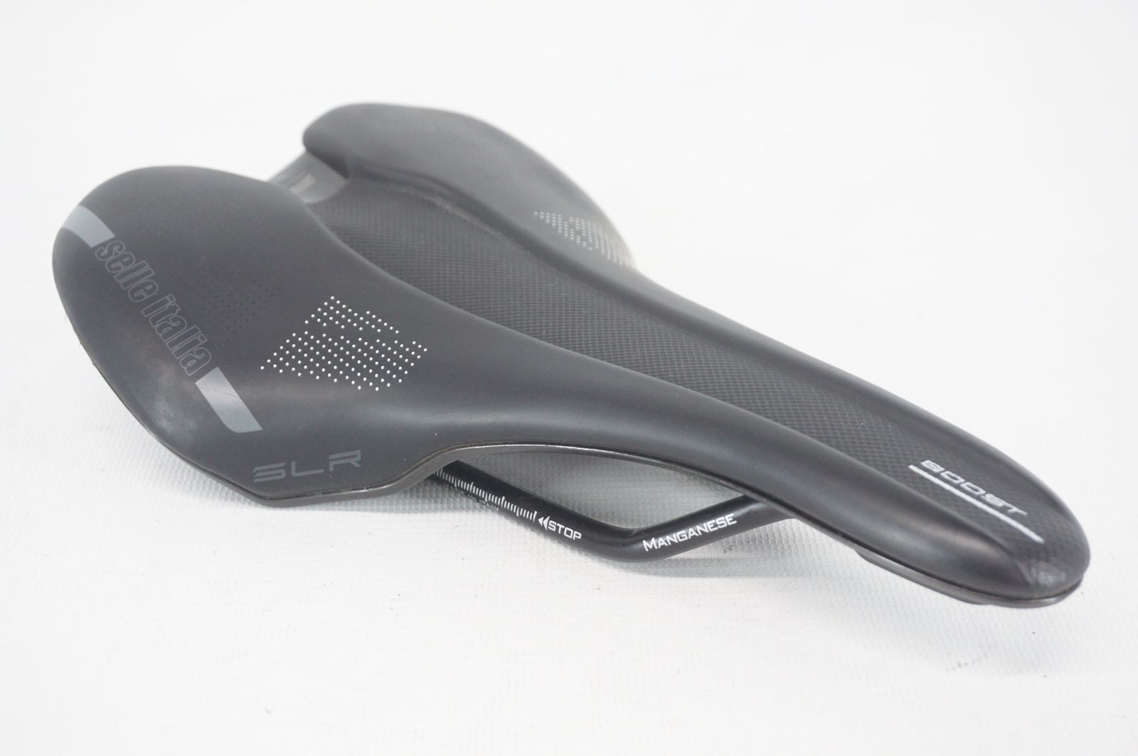 SELLE ITALIA セライタリア SLR BOOST TM MN サドル | バイチャリ阪急塚口店