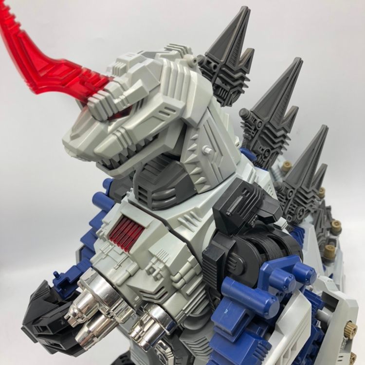 タカラトミー