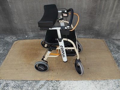 一部地域を除く 抑速ブレーキ付前腕支持型歩行車