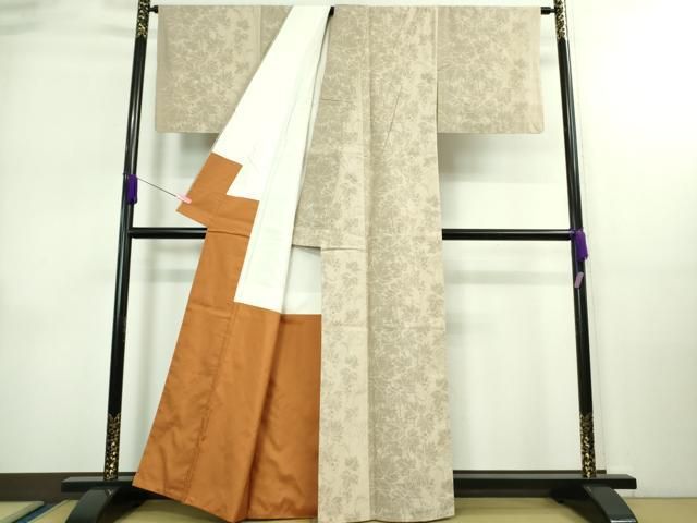 南天蔦の葉文 灰白色地