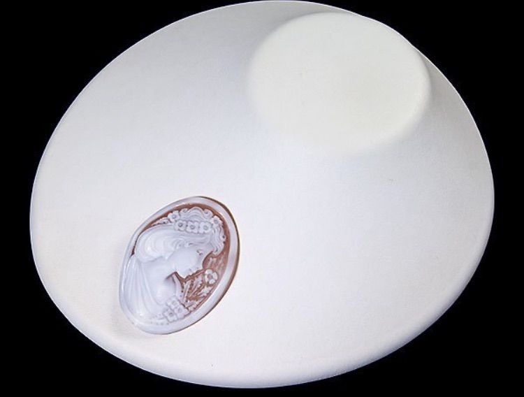 ジュエリー極】華やかな貴婦人の横顔 高級シェルカメオルース50.0mm