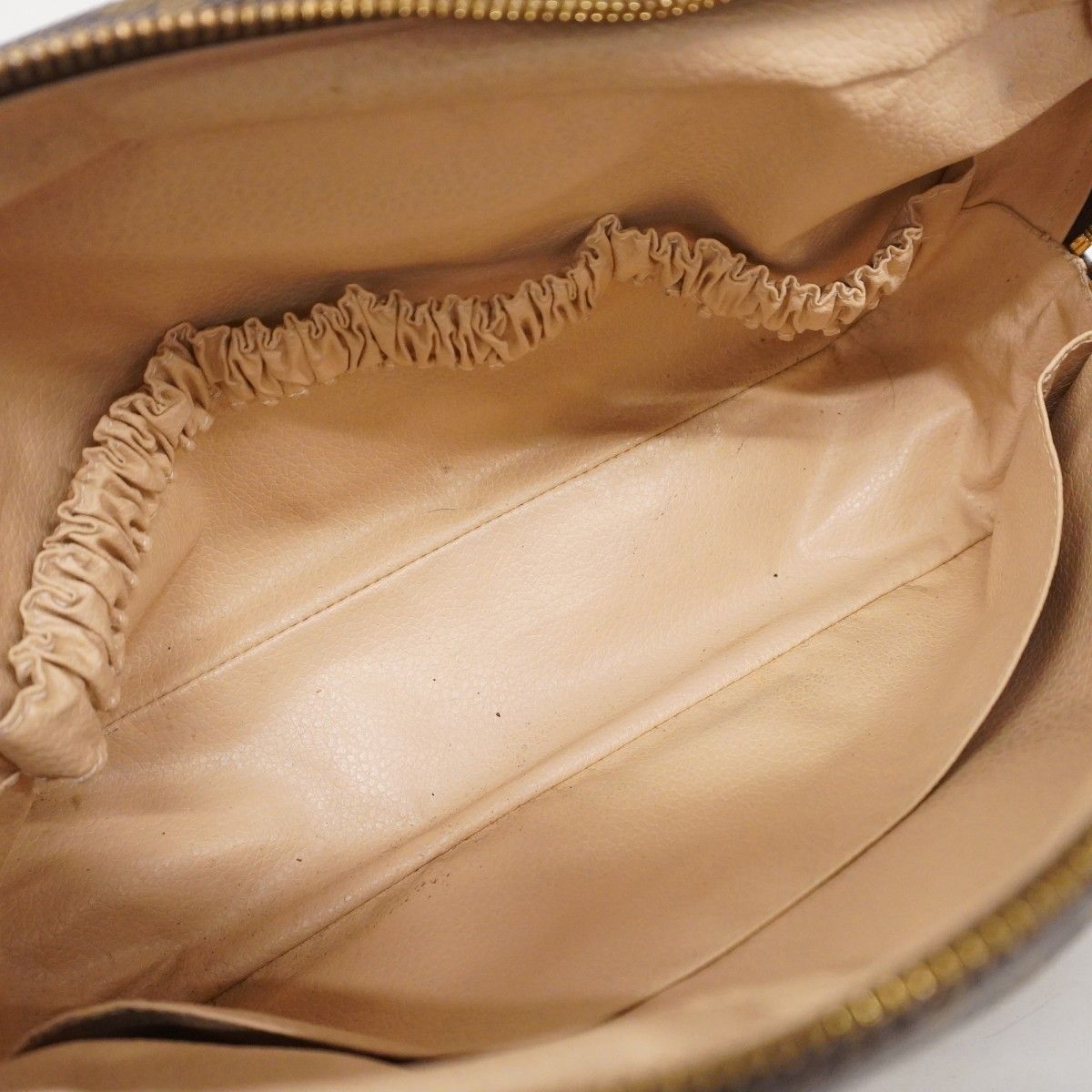 ルイヴィトン ポーチ