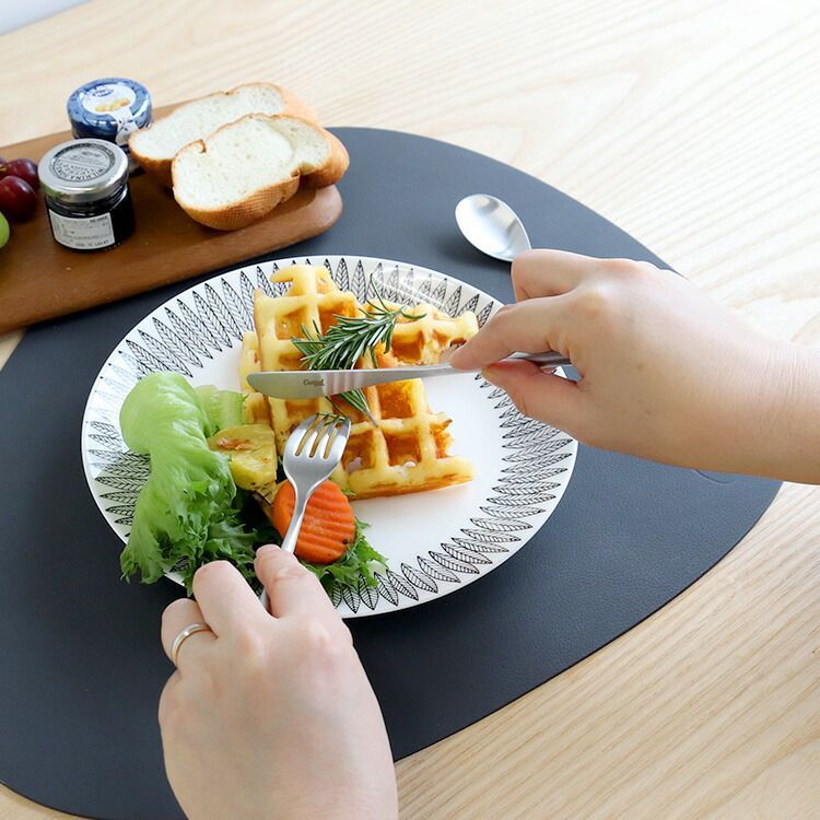 新品 クチポール スイ デザート3点セット（デザートナイフ・デザート