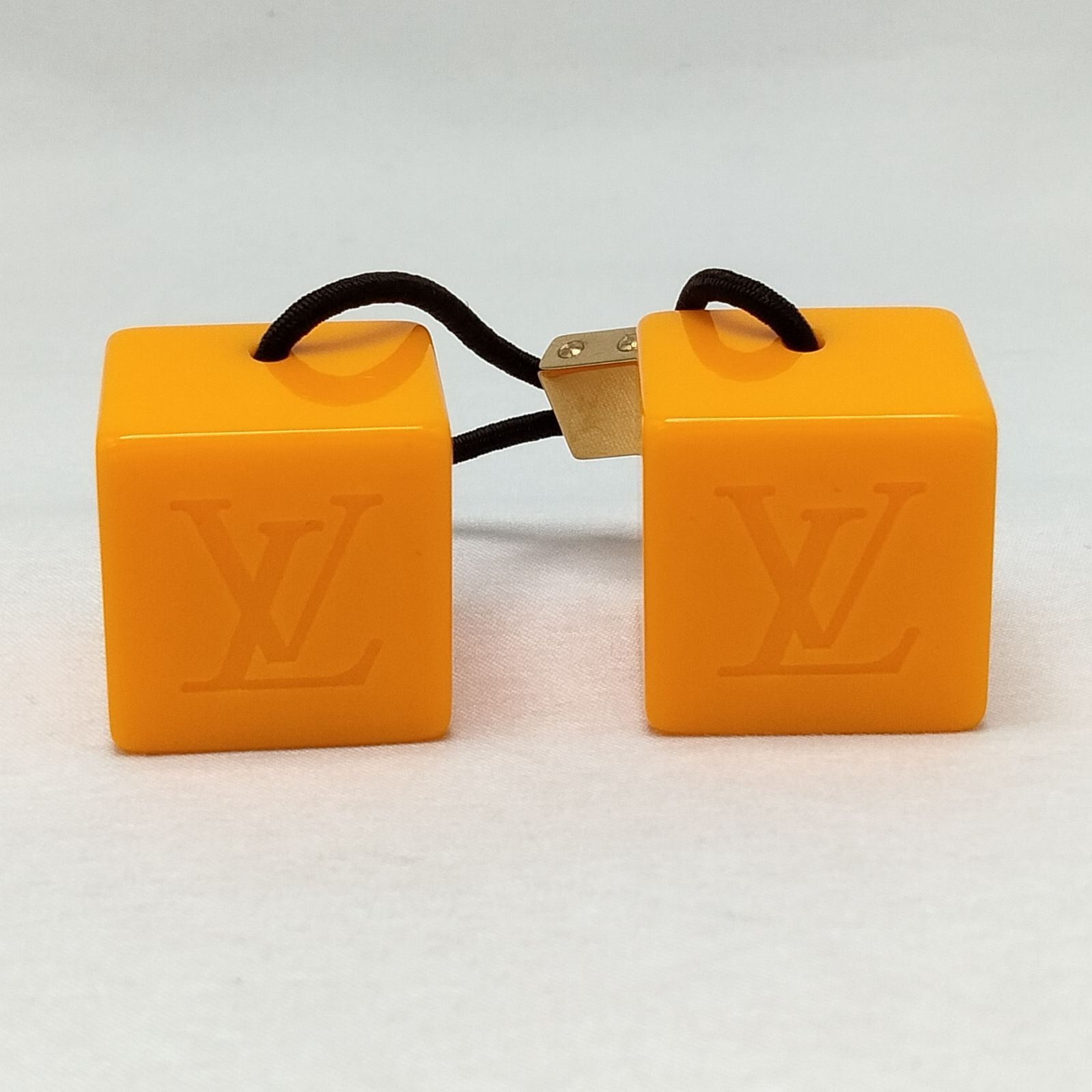 ✨️LOUIS VUITTON✨️ルイヴィトン キューブヘアゴム オレンジ - メルカリ