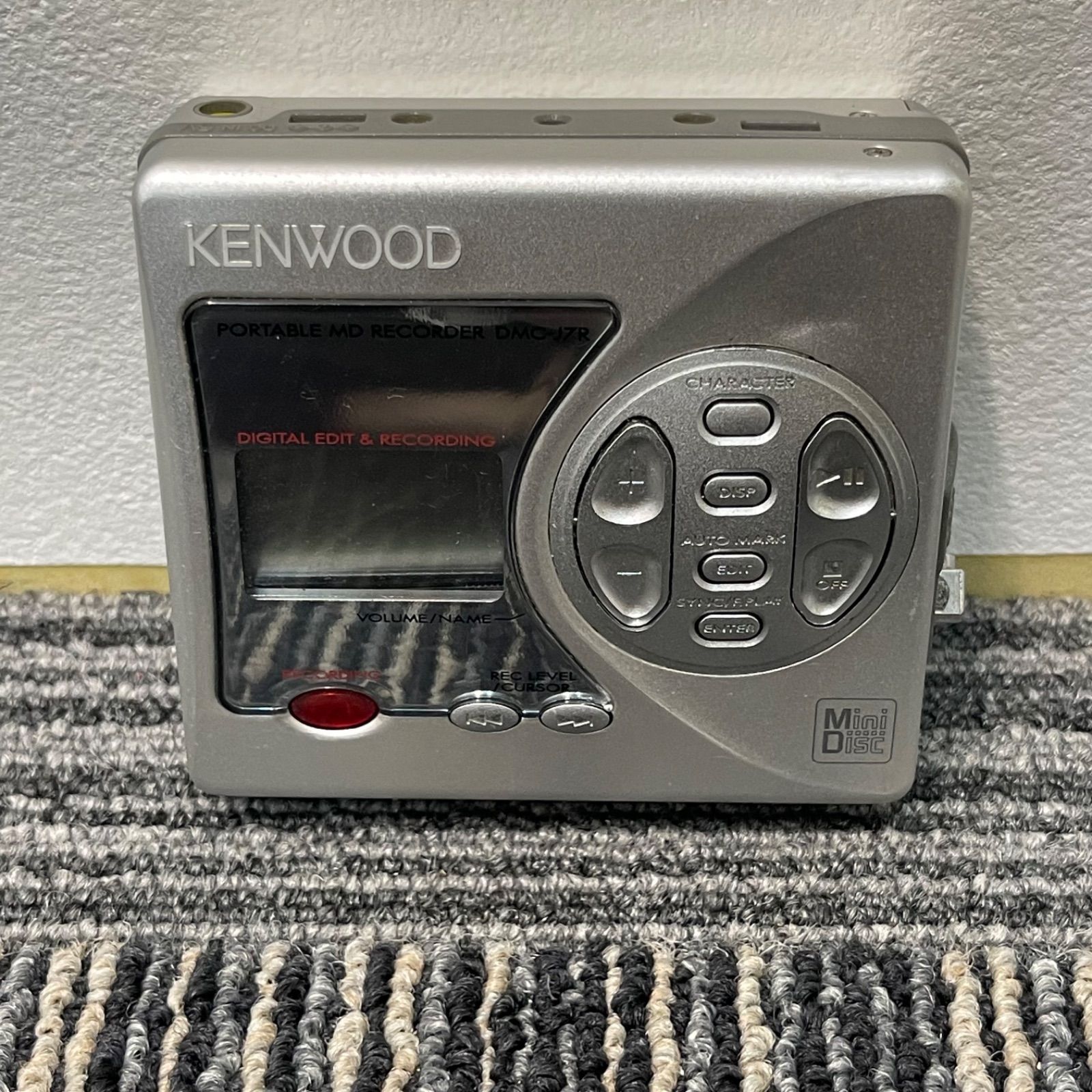 【現状品】ケンウッド MDレコーダー DMC-J7R シルバー NPA】KENWOOD ポータブルMDレコーダー DMC–J7R ジャンク - メルカリ