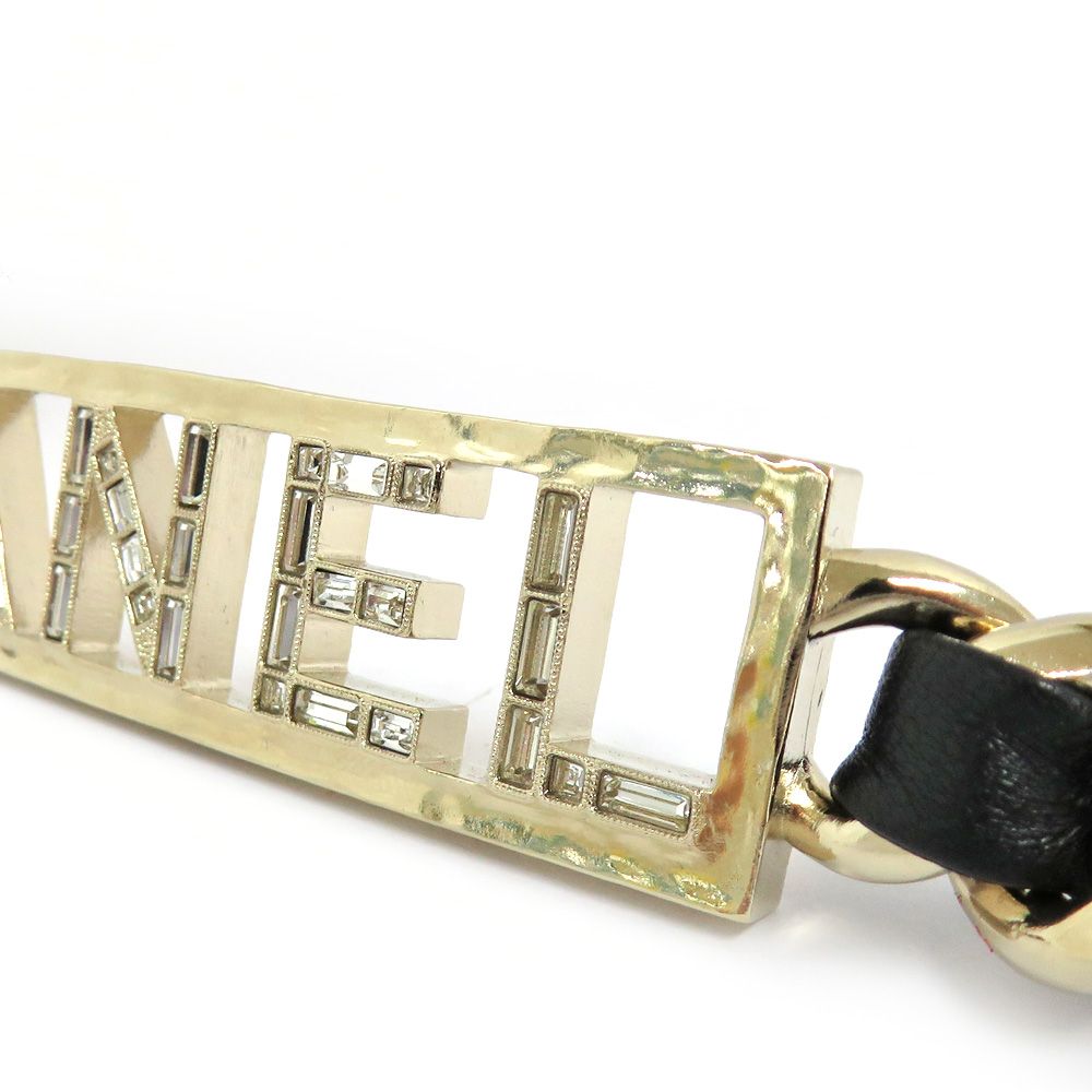 シャネル　チェーンベルト　ロゴ CHANEL（シャネル） ロゴ チェーン ベルト シルバー メタル レディース