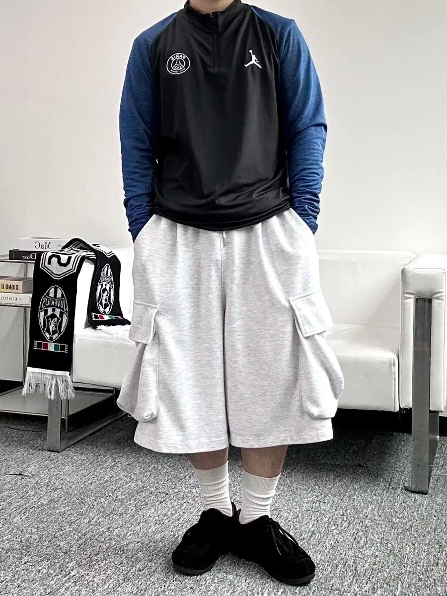 NIKE パリ サンジェルマン 2019/20 Strike トレーニング ショーツ Grey NIKE パリ サンジェルマン 2019⁄20 Strike トレーニング ショーツ Black