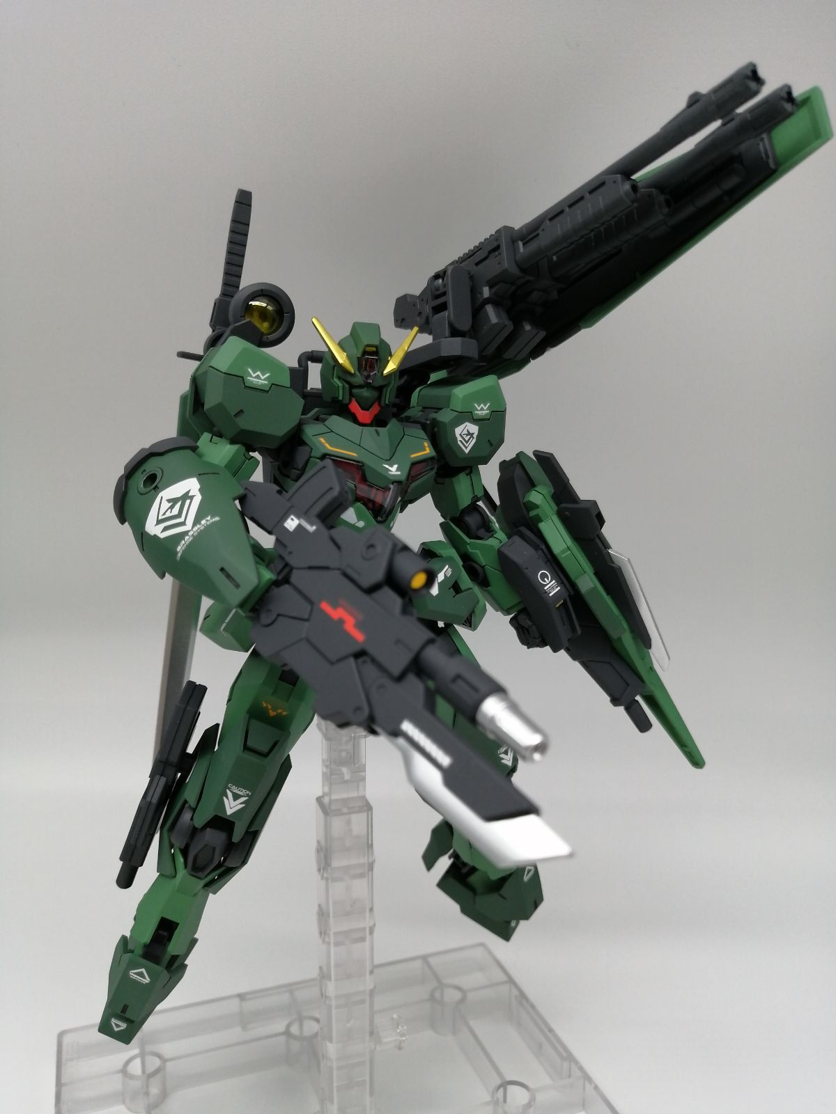 HG ガンプラ　ミキシング　水星の魔女　完成品 HG ガンプラ ミキシング 水星の魔女 完成品