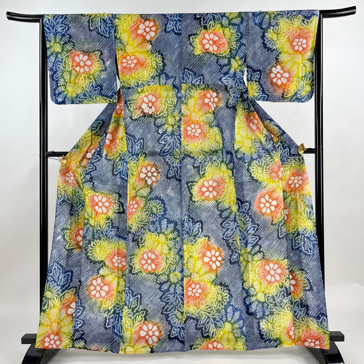 浴衣 身丈162cm 裄丈65cm M 絞り浴衣 草花 紺色 綿 名品 【】