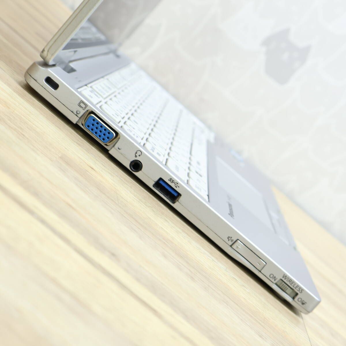 ☆美品 SSD128GB メモリ8GB☆CF-RZ5 Webカメラ Core m5 6Y54