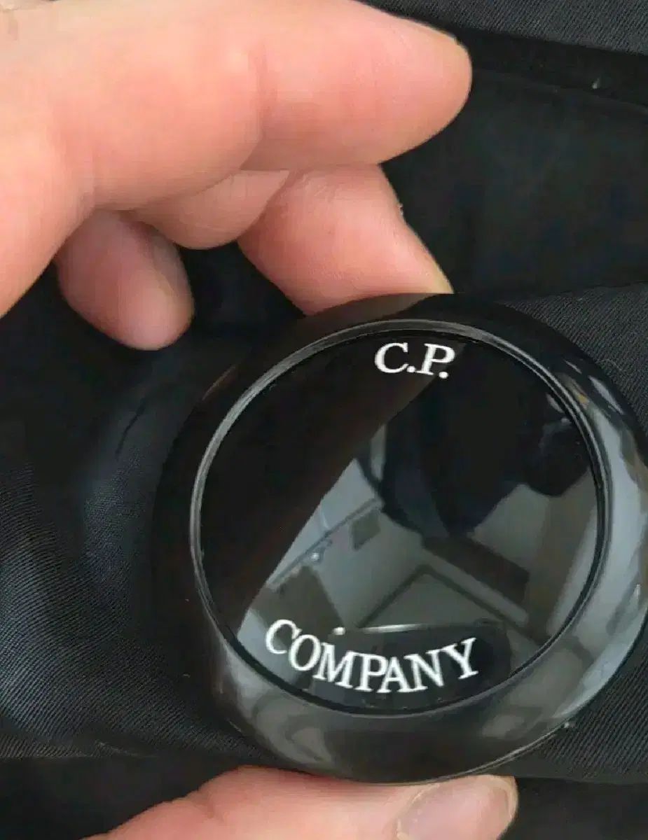 C.P. COMPANY シーピーカンパニー ナイロン クロスボディーバッグ