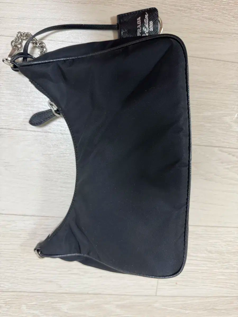 テスート ホーボーバッグ