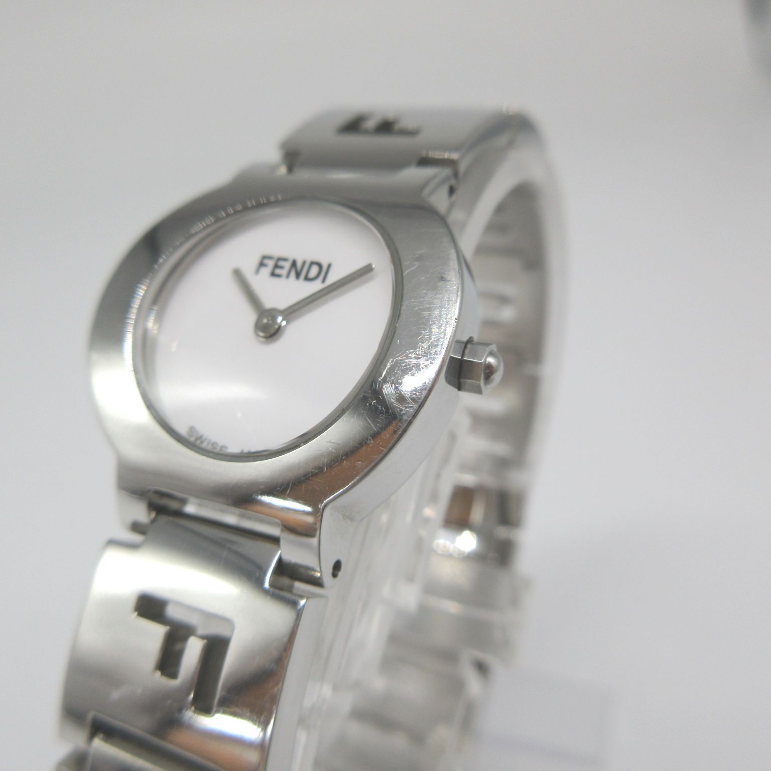 FENDI フェンディ✨腕時計 3050L 電池交換済み ケース付き FENDI - 【電池交換済み】FENDI フェンディ 腕時計 3050L