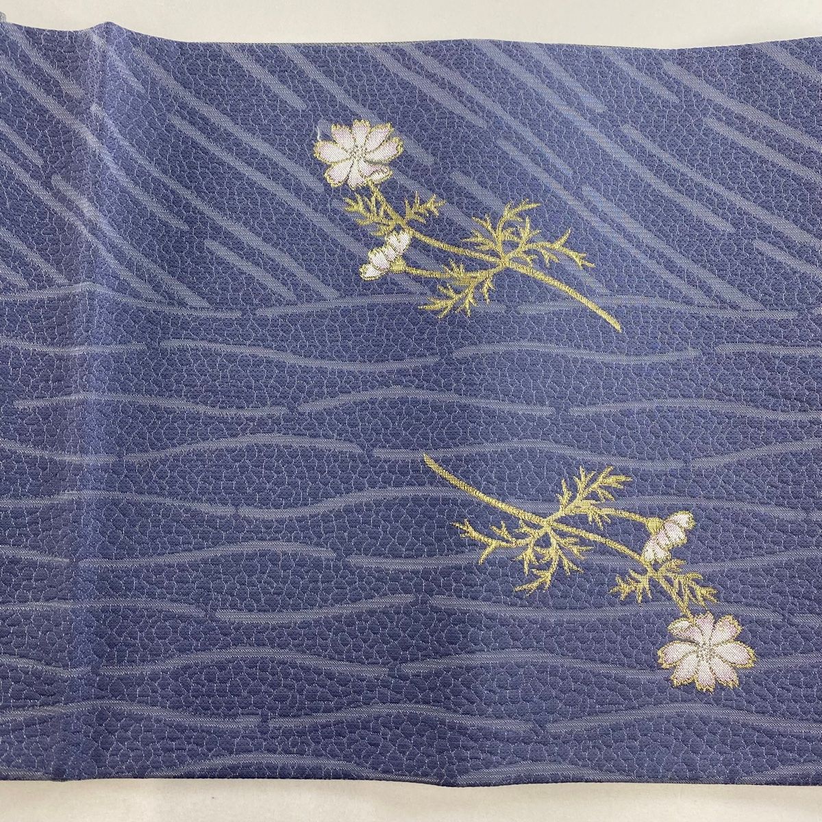 袋帯 美品 名品 落款 やまと 草花 縞 金糸 箔 青灰色 お太鼓柄