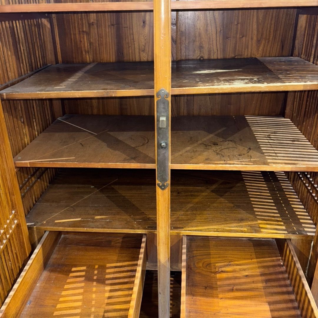 中国傑作品 中国美術 格子 鍵付き キャビネット 茶棚 唐木 無垢