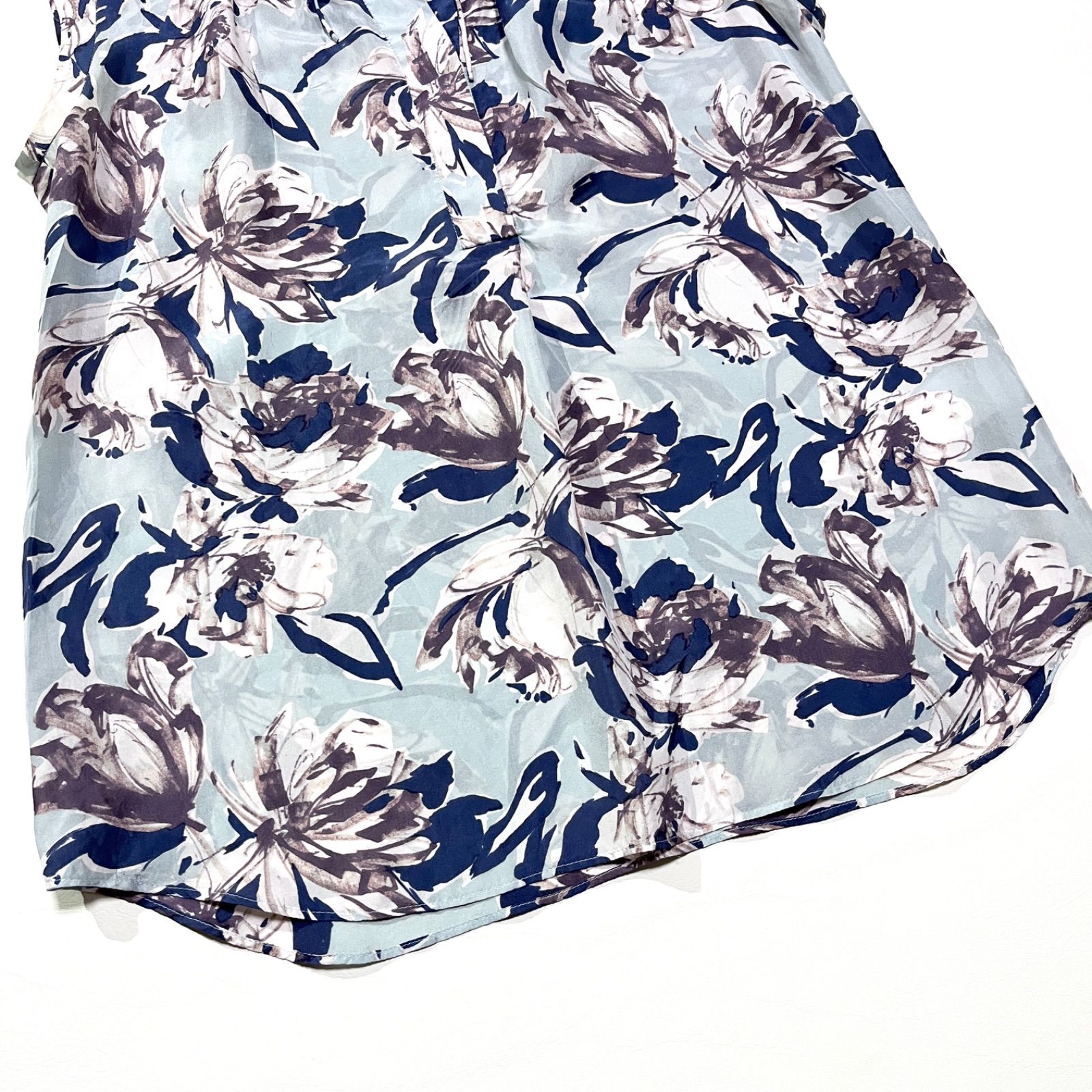 美品 洗える♪ トゥモローランド 花柄ボウタイブラウス シルク100% フワラー セール】 シルクフラワープリント ボウタイブラウス （シャツ