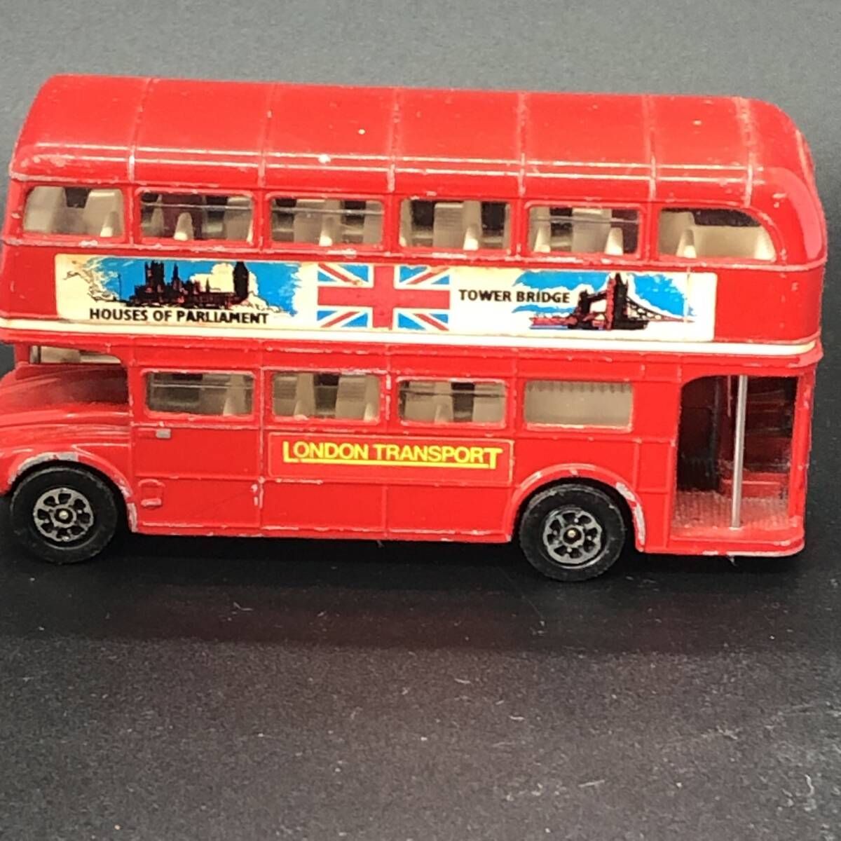 CORGI 『 ロンドン　２階建て バス 』　コーギー　LONDON ROUTEMASTER BUS ミニカー コレクション　モデルカー　GREAT BRITEN　 (MIN008)