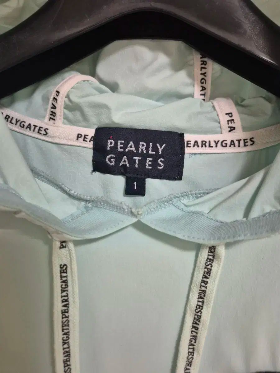 PEARLY GATES(パーリーゲイツ) 夏 ベスト PEARLY GATES スマイリー