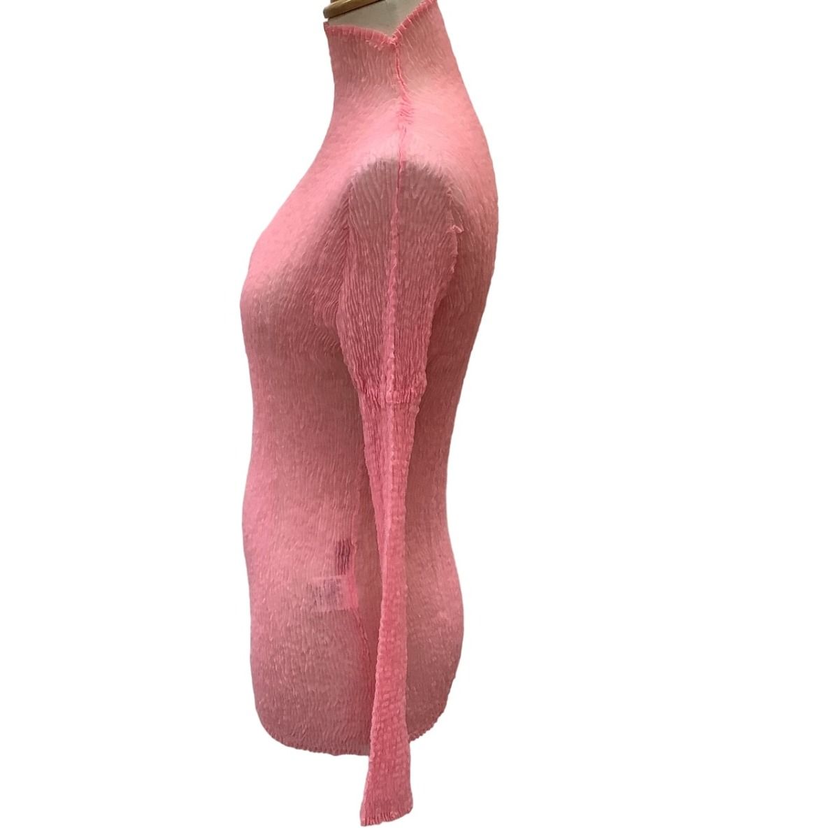 ISSEY MIYAKE Haat イッセイミヤケ シフォン 波プリーツ タートルネックカットソー ピンク