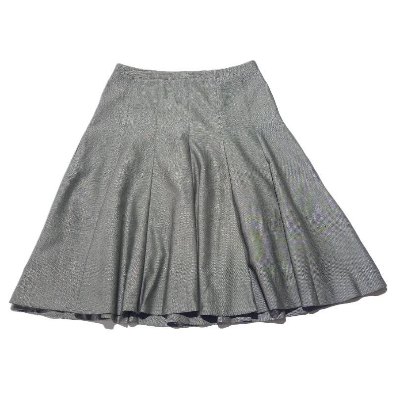 バーバリー　タックフレアースカート　サイズ40 バーバリー ラメ入り フレアスカート ウール シルク混 グレー 40サイズ