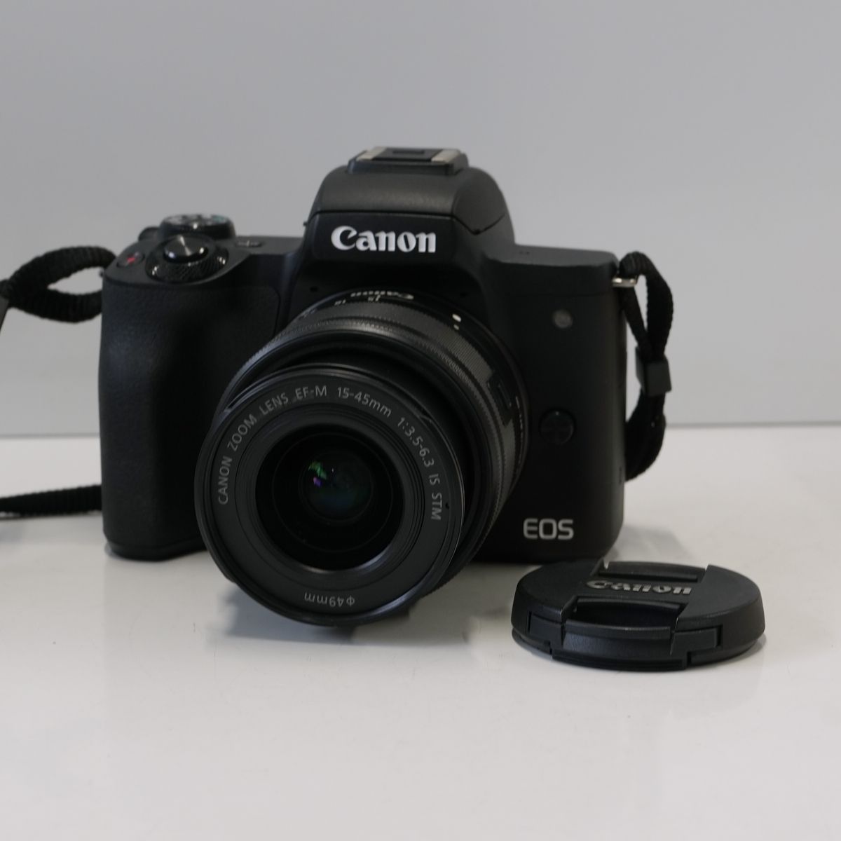 Canon EOS Kiss M + EF-M15-45mm F3.5-6.3 IS STM USED超美品 標準ズーム レンズキット APS-C  ミラーレス一眼 カメラ Wi-Fi 完動品 CP8311 - メルカリ