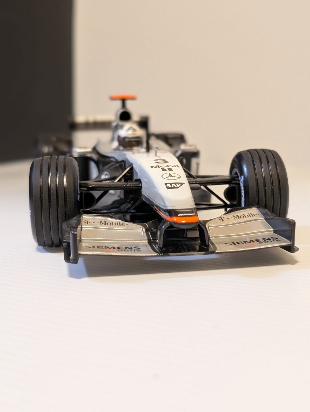 1/18 ミニチャンプス マクラーレン D.クルサード MINICHAMPS F1 1/18