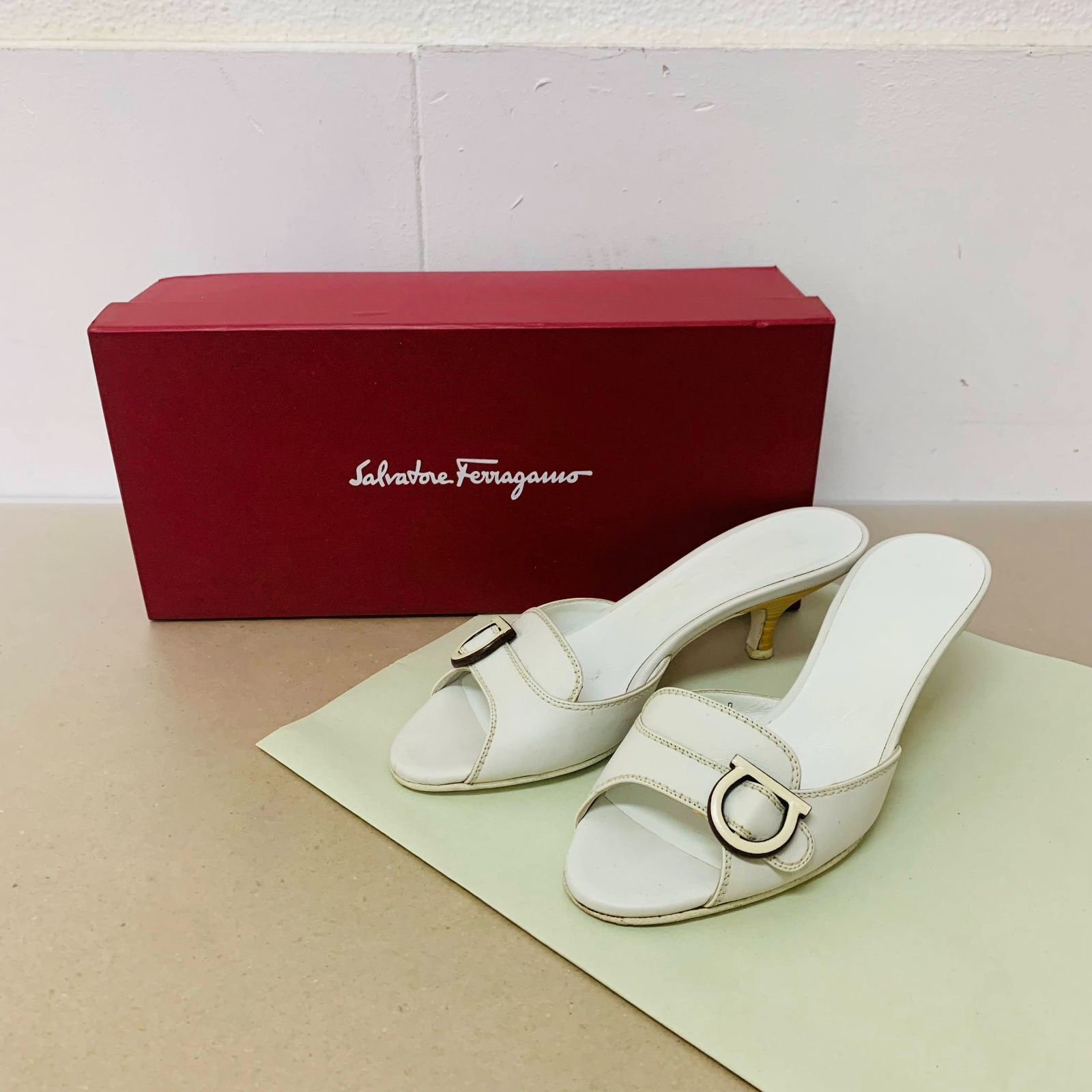 フェラガモ Salvatore Ferragamo ミュール/オープントゥ