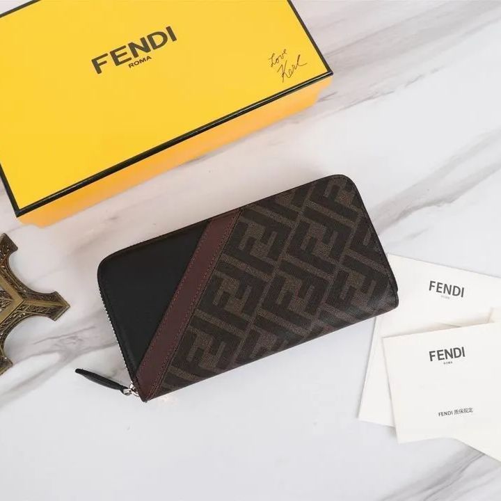 正規美品】フェンディ/FENDI 長財布 ジップ・ラウンド・ウォレット - メルカリ