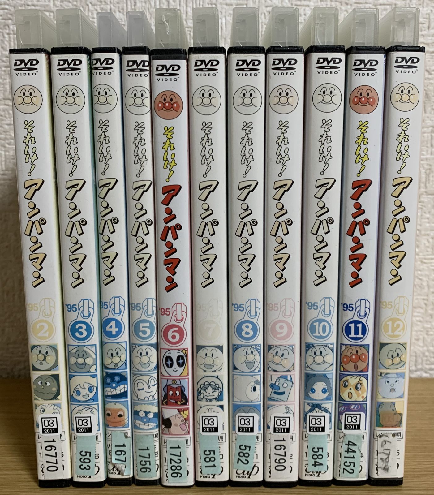 それいけ!アンパンマン '95 DVD2巻～12巻セット - メルカリ