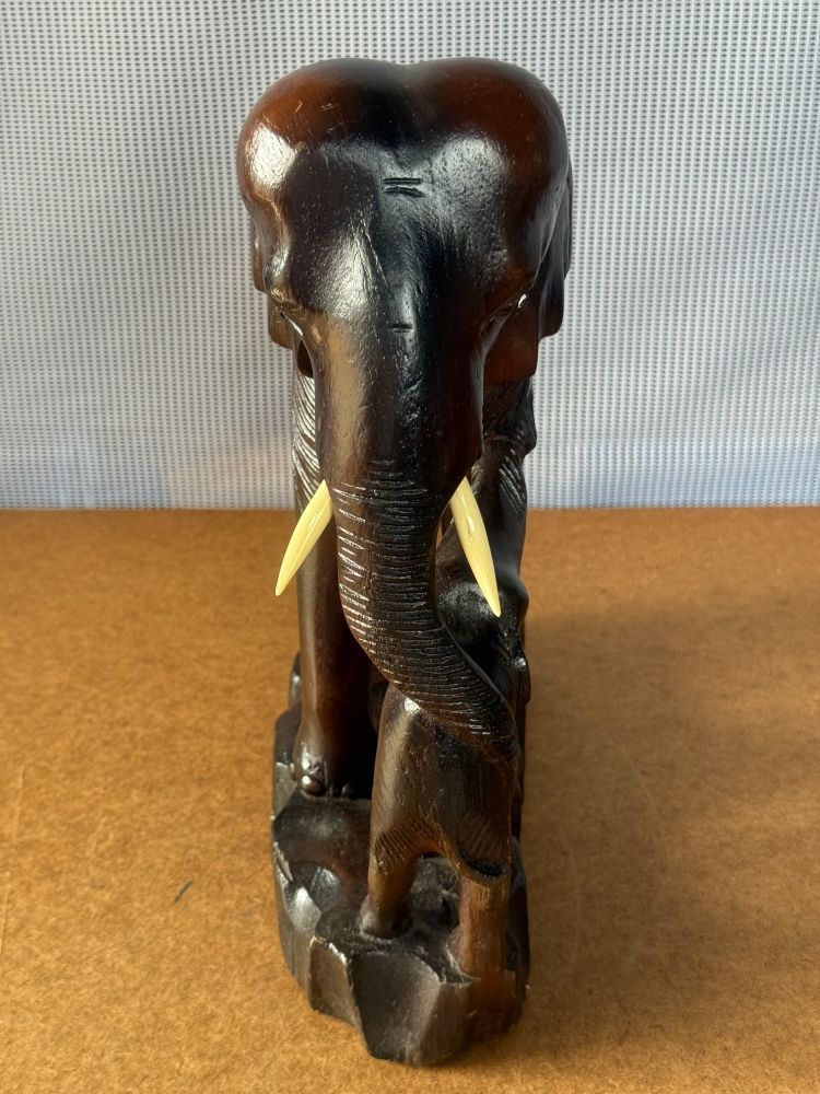 古色味！【根付 神様 仏様・38・提げ物 骨董 桑の神様？】◇収集 牙 紐