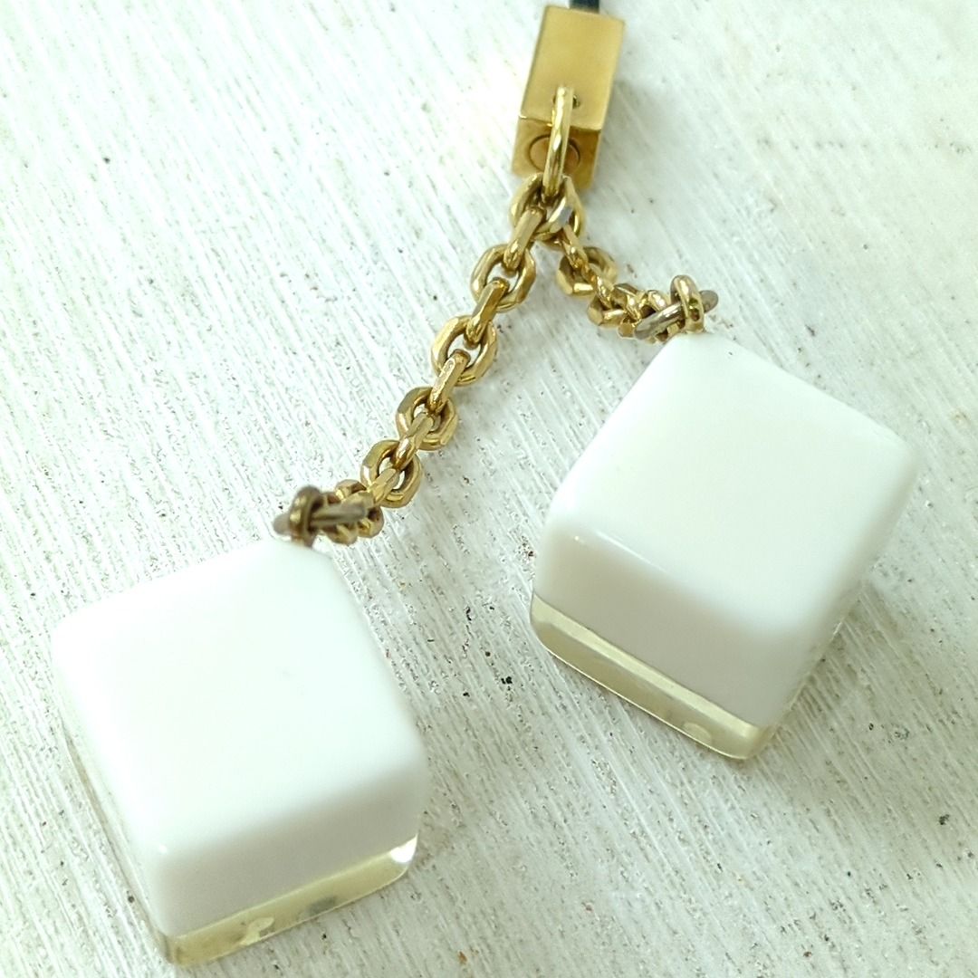 ルイヴィトン ストラップ キューブ　テレフォン LOUIS VUITTON ルイヴィトン テレフォンヌ キューブ 携帯ストラップ