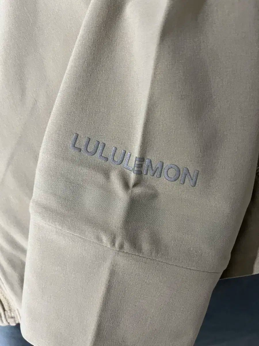 lululemon ルルレモン